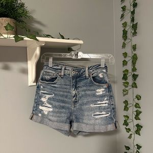 AE mom shorts